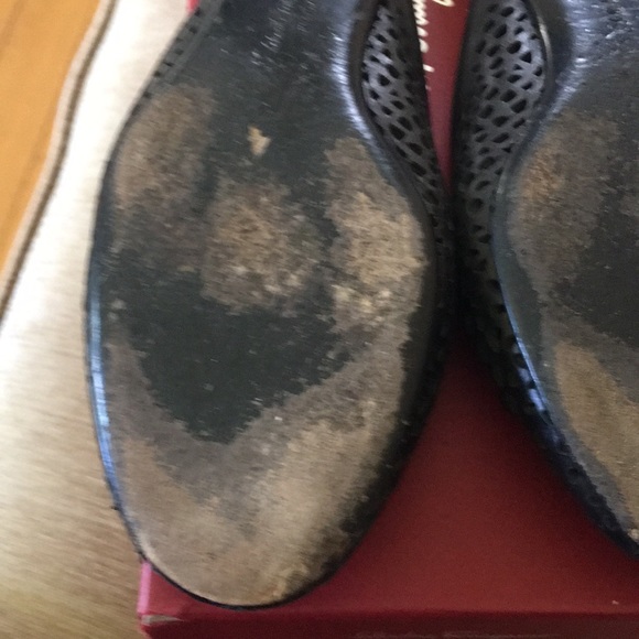 Ferrigamo woman size 8 B - Picture 10 of 14